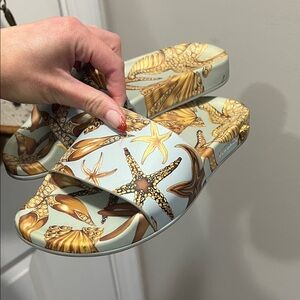 Versace Starfish Print Slides - Gold and Cream